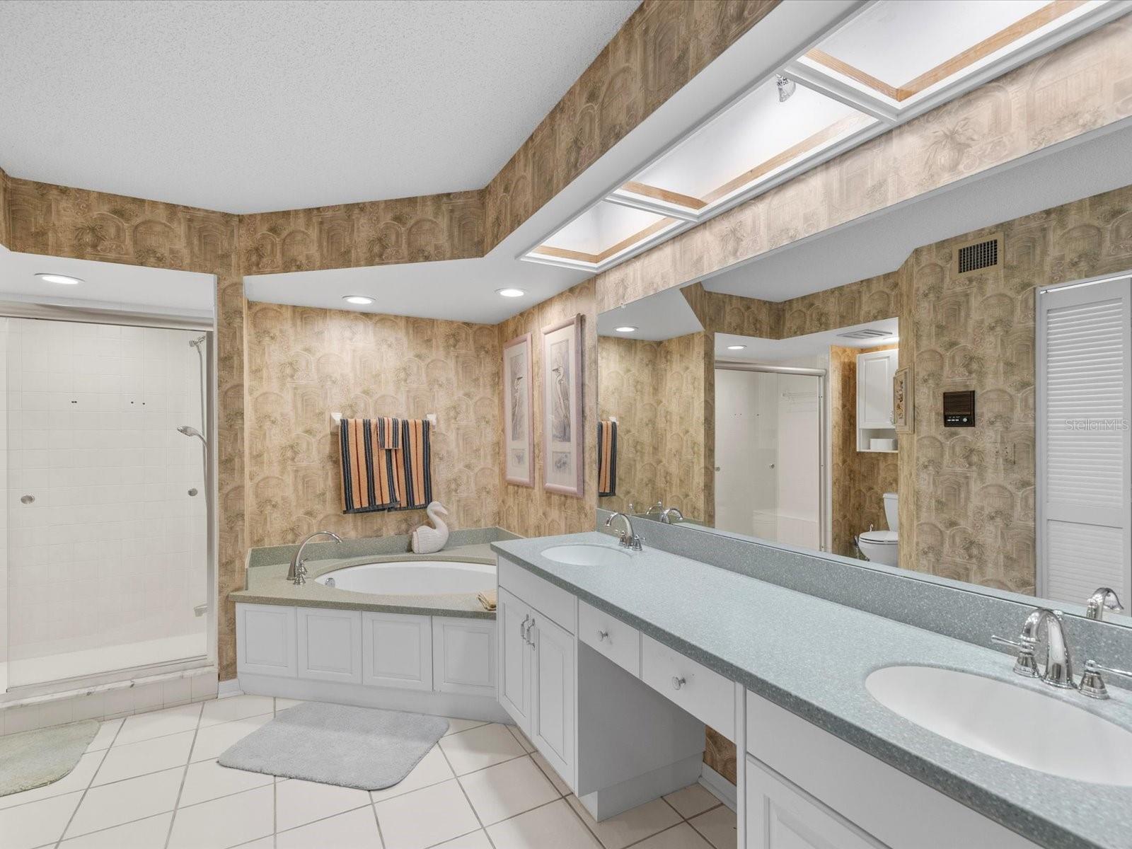 CHASE AT BARDMOOR THE - Residential