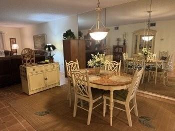 BAYSHORE ON THE LAKE APTS III SEC1 - Residential Lease