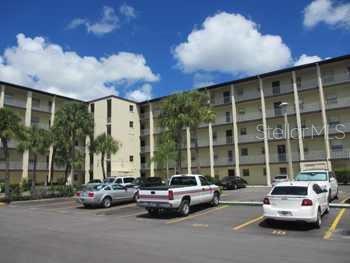 BAYSHORE ON THE LAKE APTS III SEC1 - Residential Lease