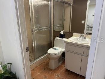 BAYSHORE ON THE LAKE APTS III SEC1 - Residential Lease