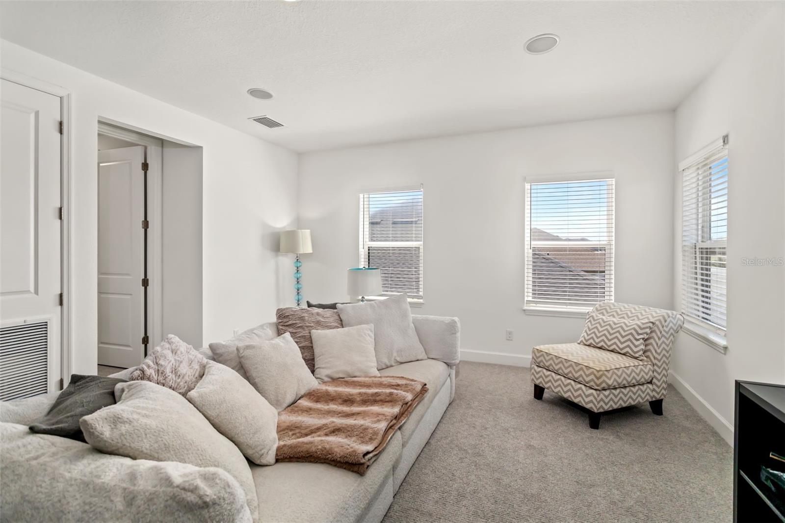 PARK EAST AT AZARIO - Residential