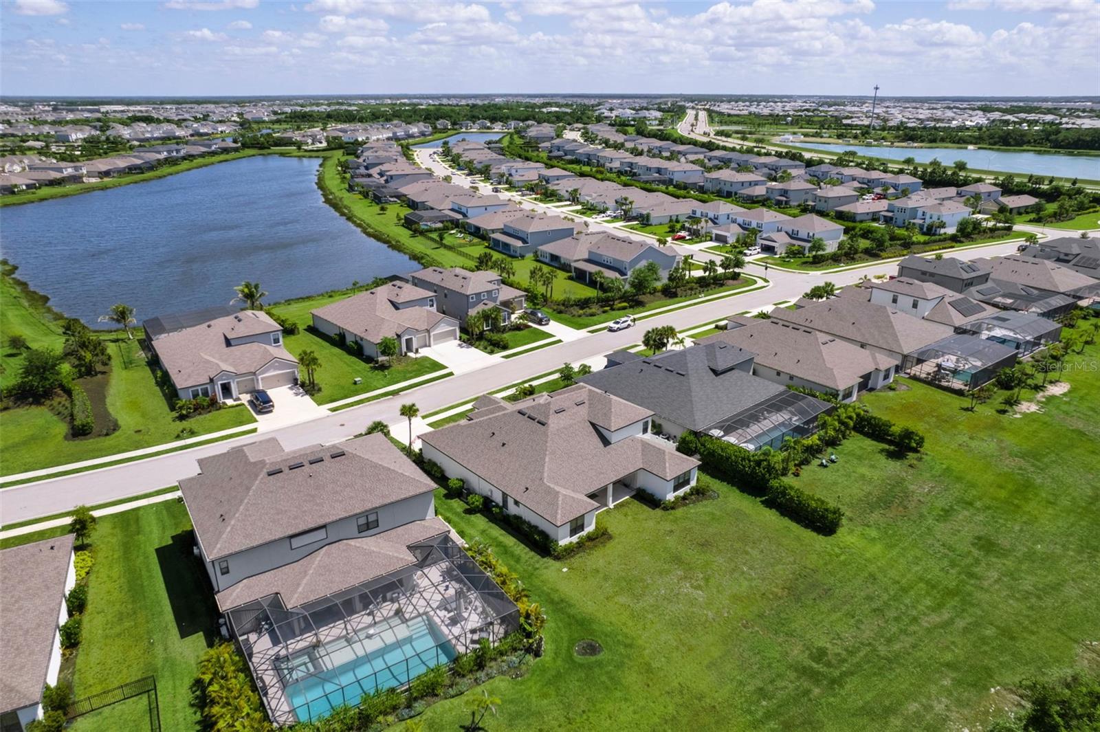 PARK EAST AT AZARIO - Residential