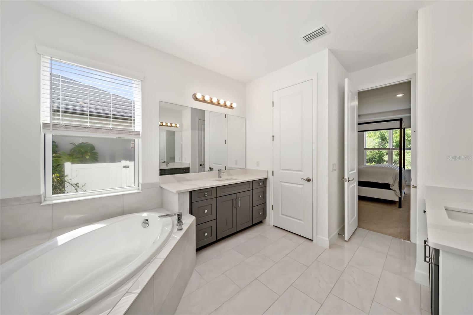 PARK EAST AT AZARIO - Residential