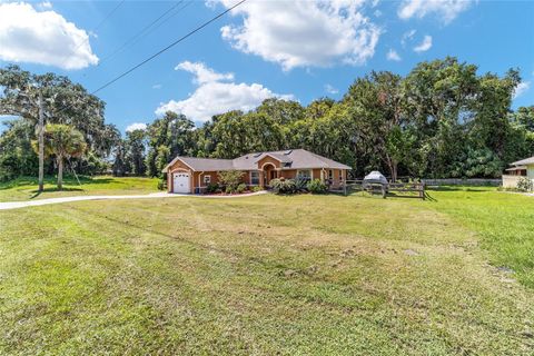 A home in DUNNELLON