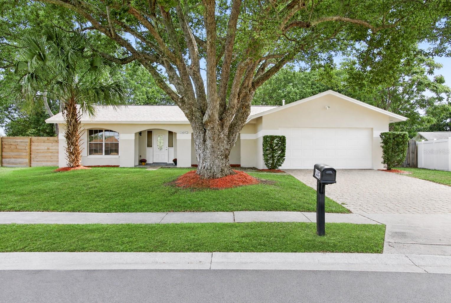 1442 Canterbury Circle, Casselberry