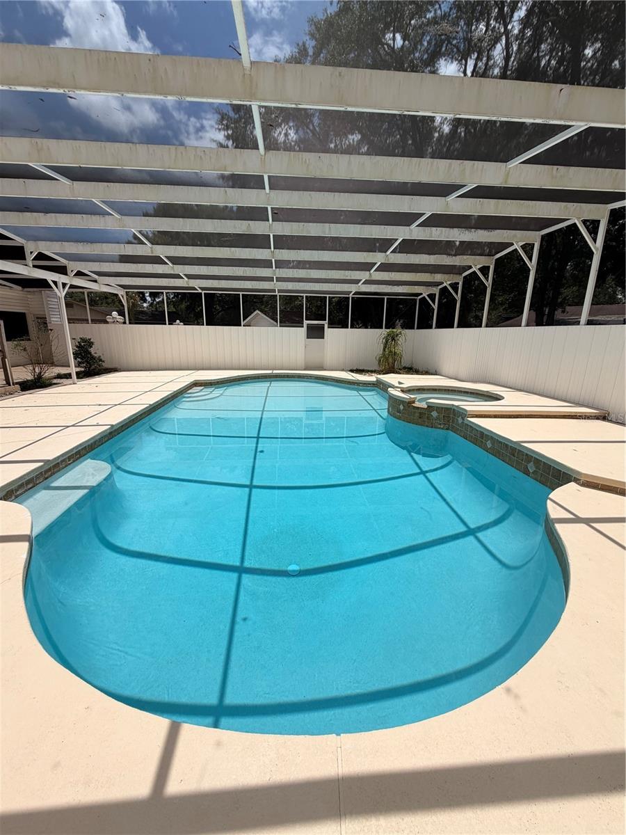 1204 SWAN STREET - Photo 3