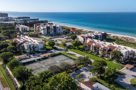 A home in LONGBOAT KEY