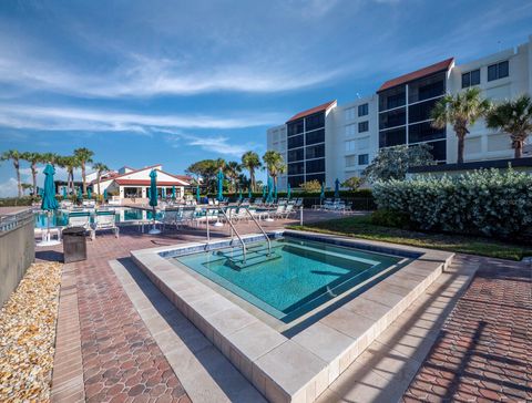 A home in LONGBOAT KEY