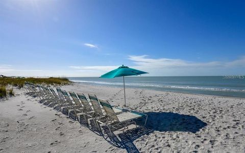 A home in LONGBOAT KEY