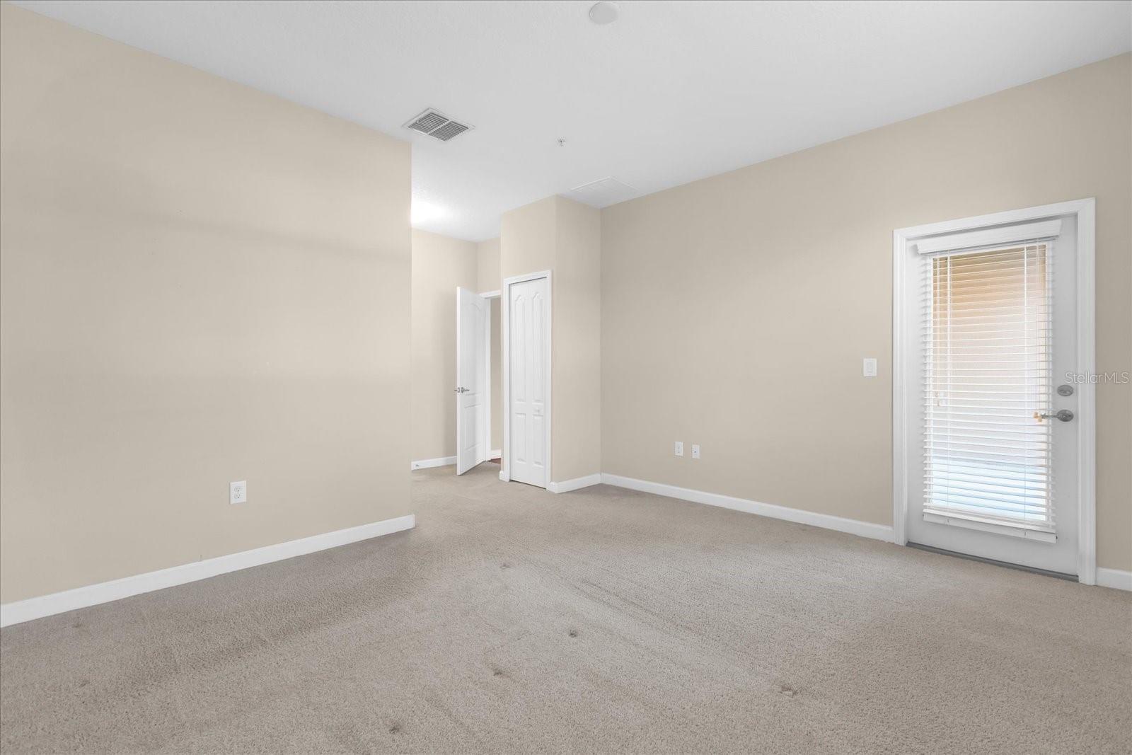 CHAMPIONS CLUB CONDO PH 9 - Residential