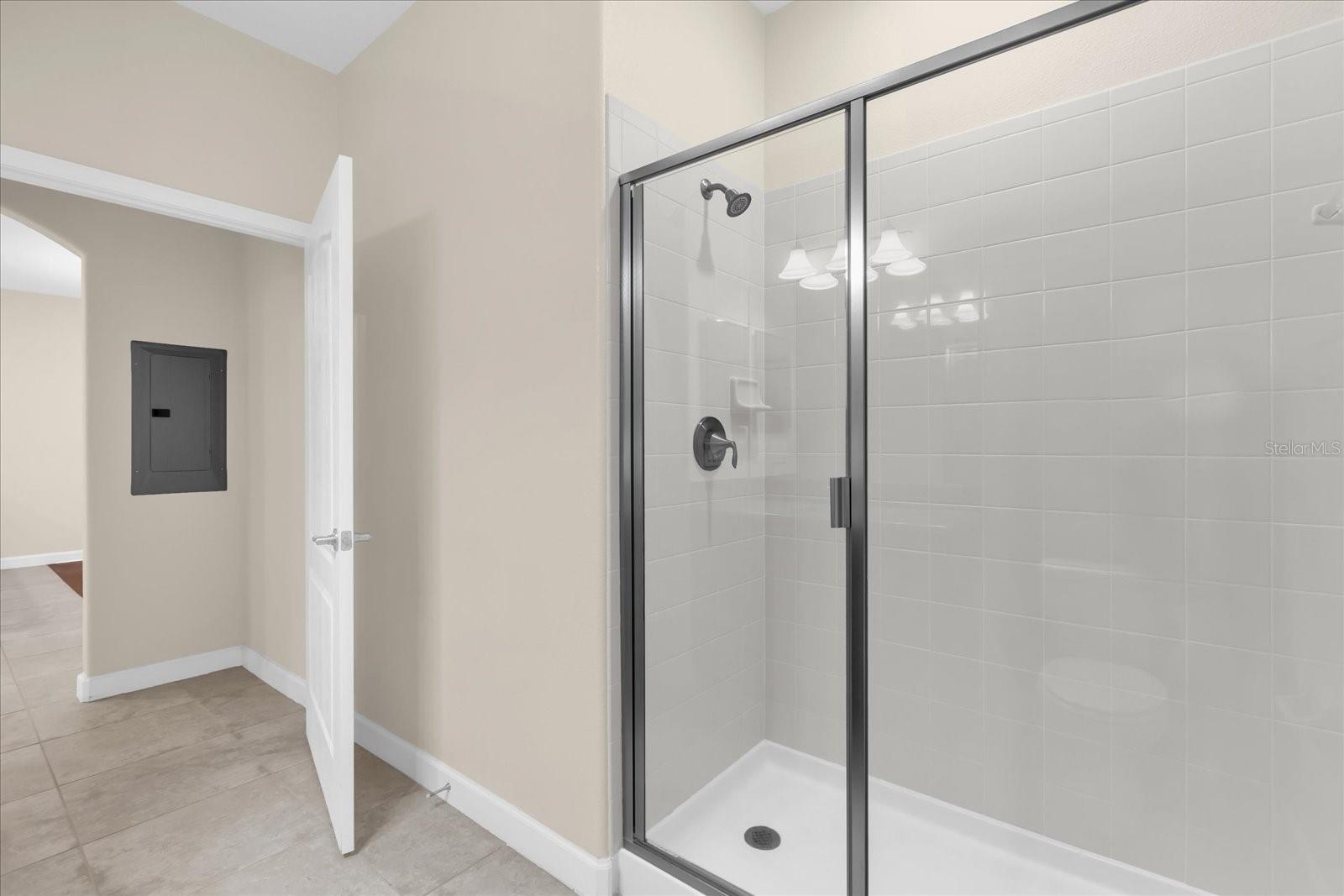 CHAMPIONS CLUB CONDO PH 9 - Residential