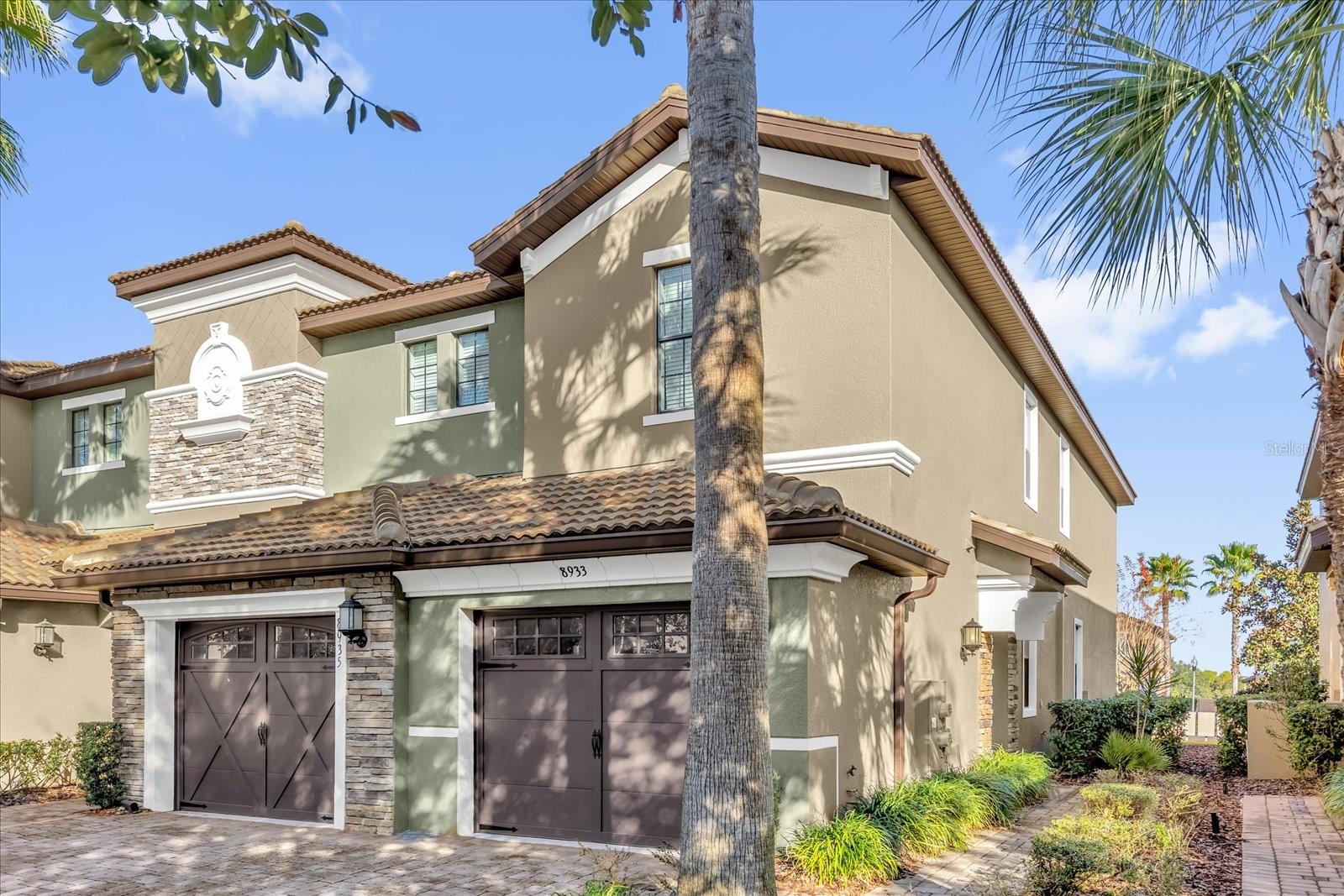 8933 AZALEA SANDS LANE 8933