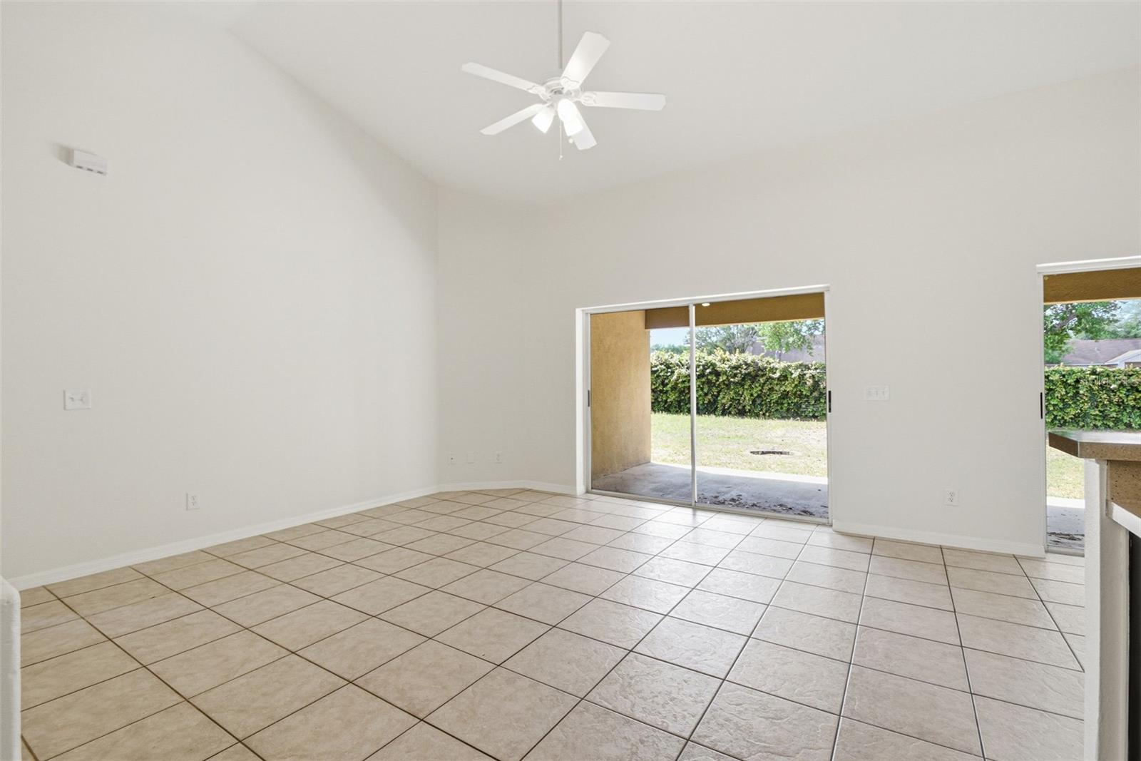 RIVERGLEN UNIT 4 PH 1 - Residential