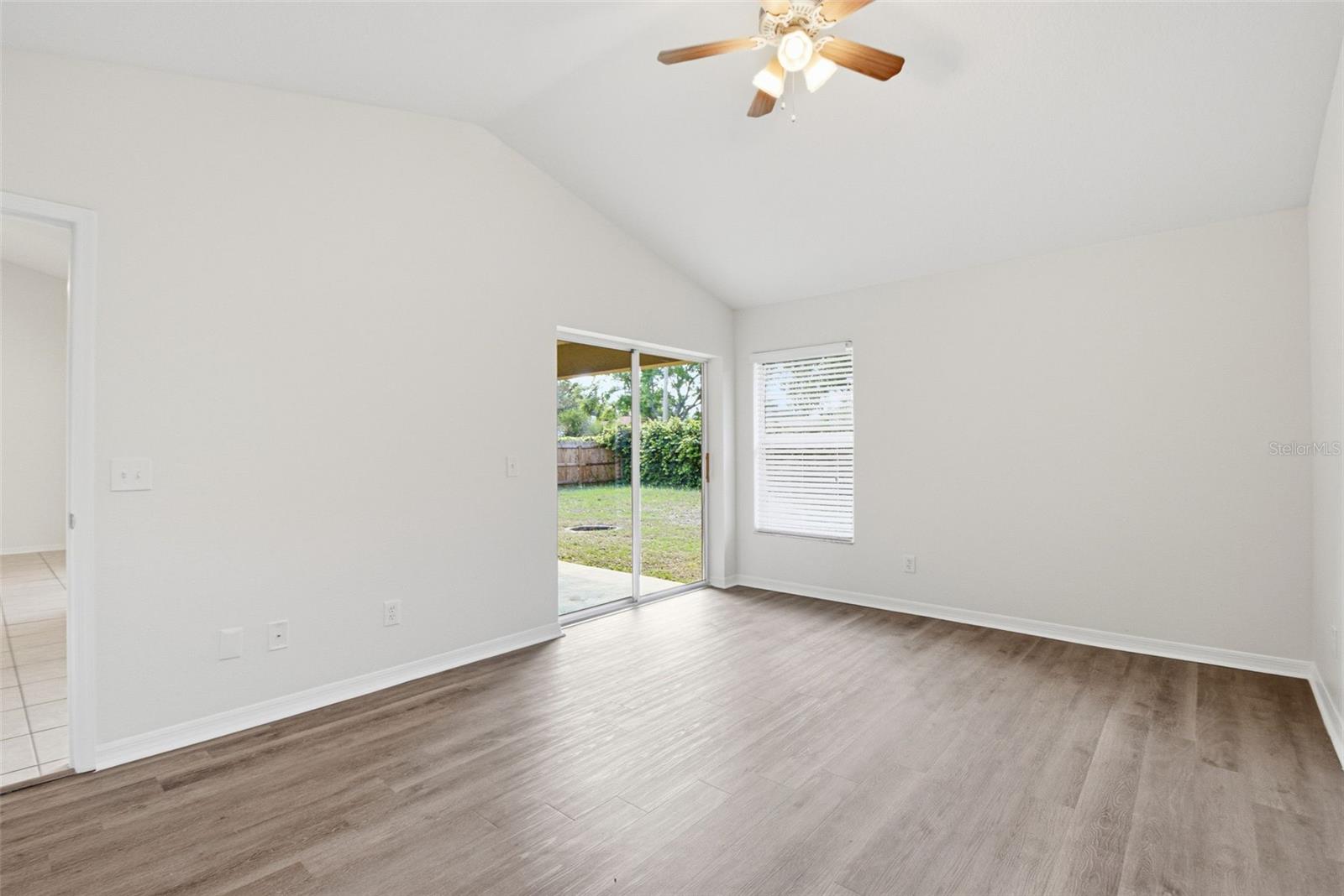 RIVERGLEN UNIT 4 PH 1 - Residential