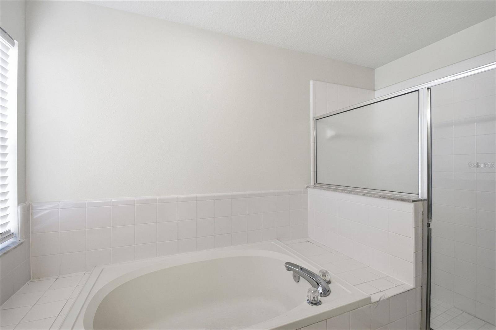 RIVERGLEN UNIT 4 PH 1 - Residential