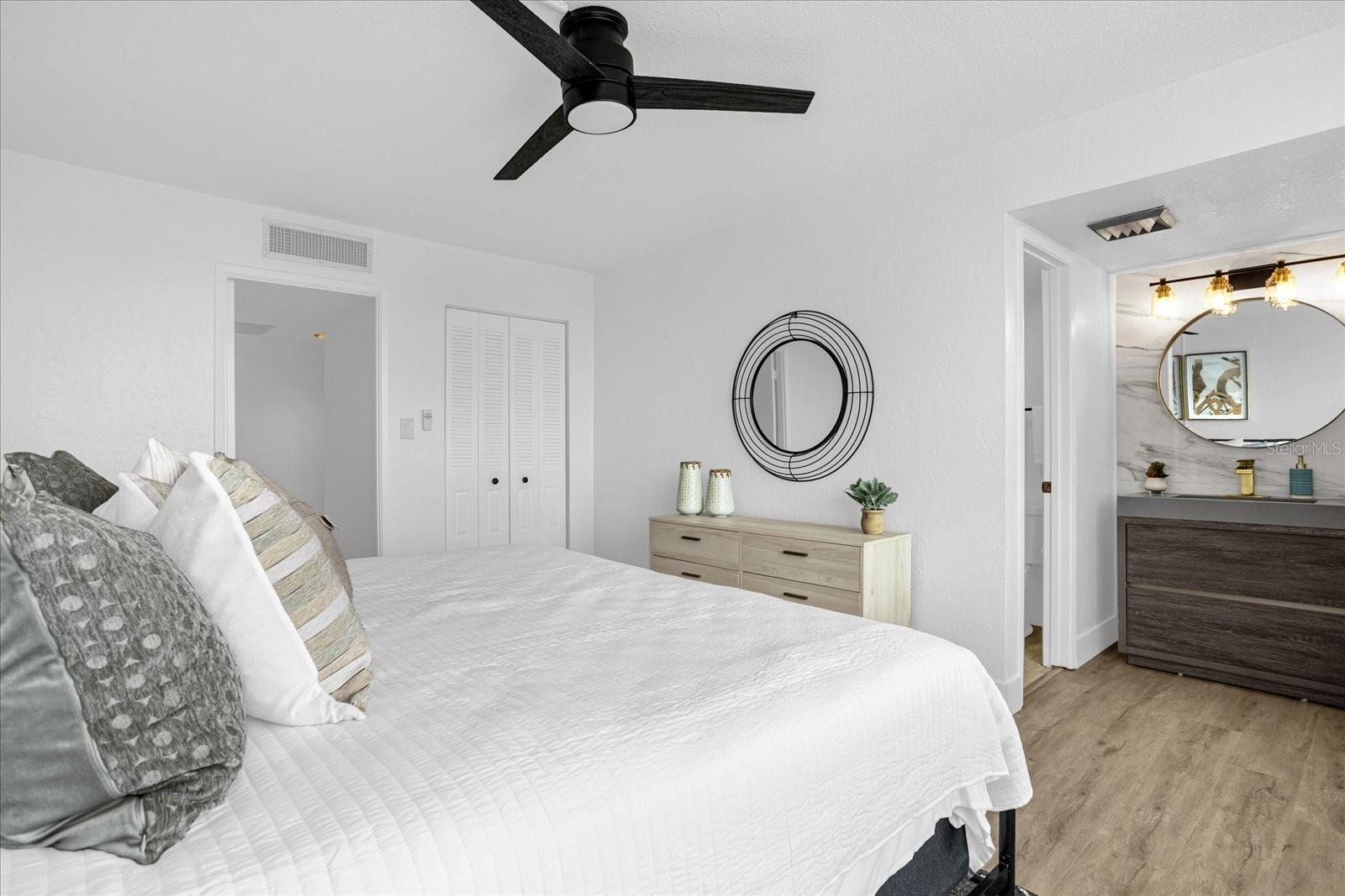 OCEAN SEVEN CONDO - Residential