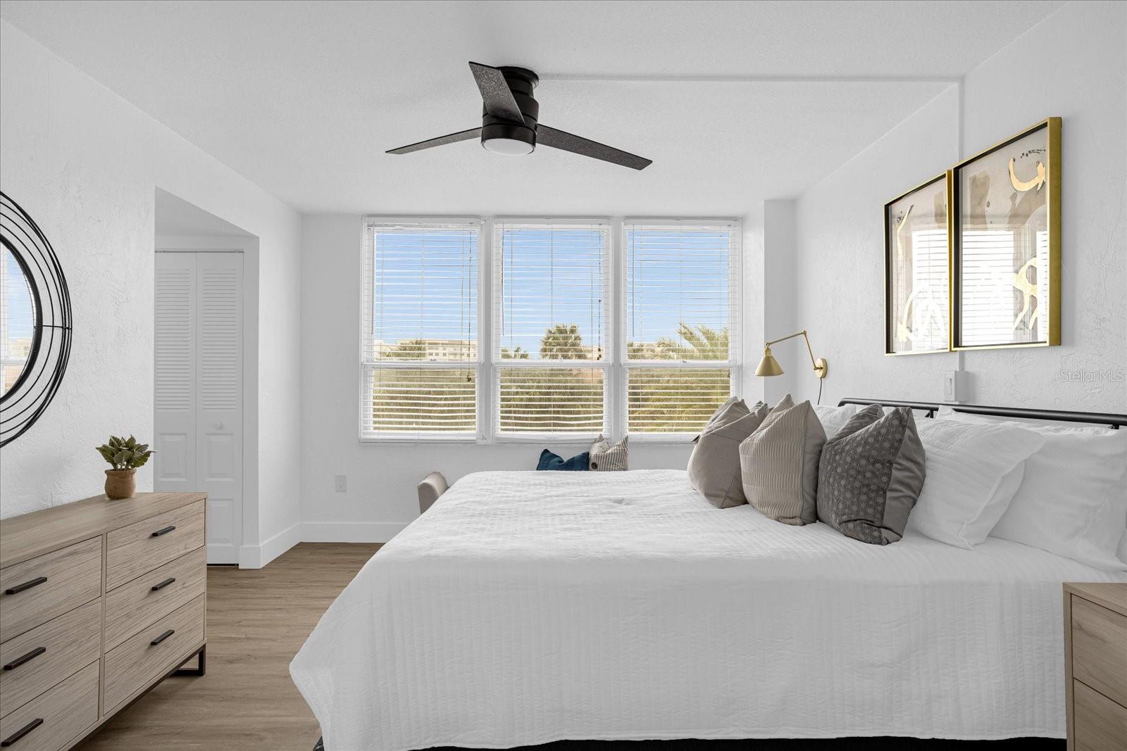 OCEAN SEVEN CONDO - Residential
