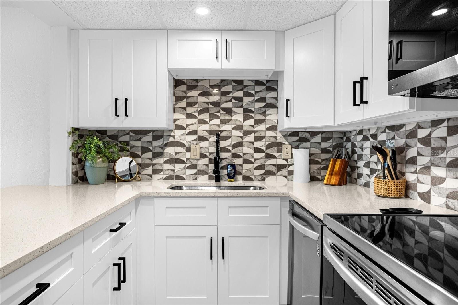 OCEAN SEVEN CONDO - Residential