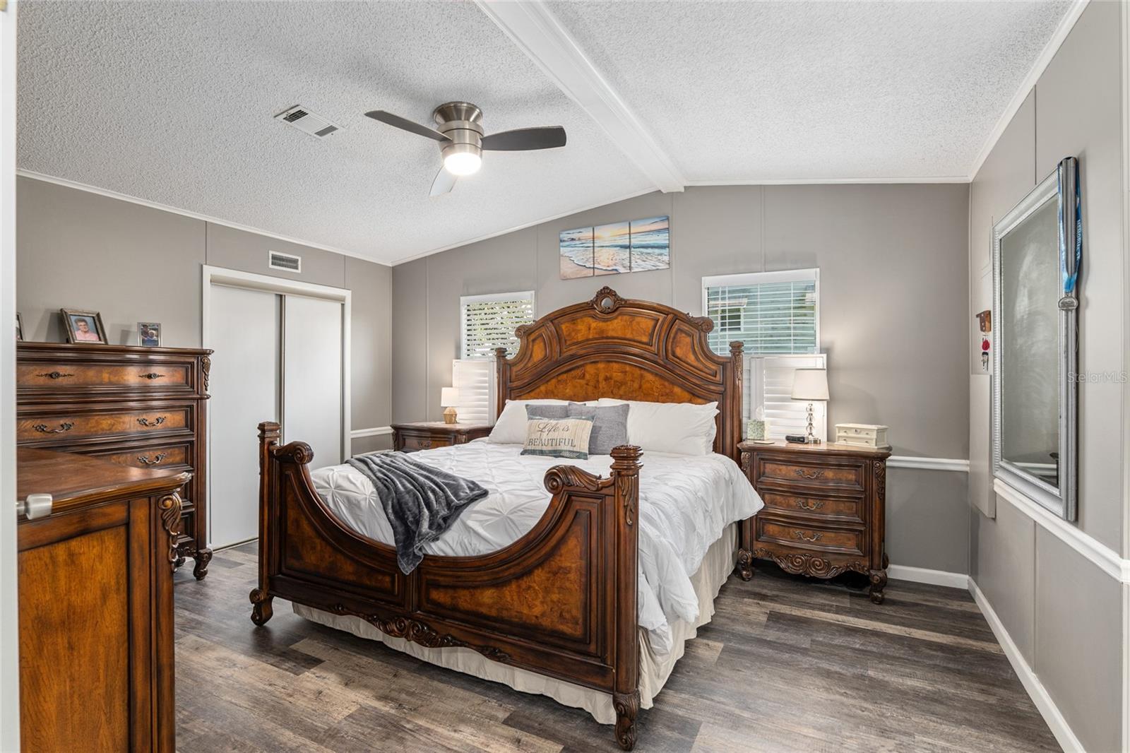 LADY LAKE ORANGE BLOSSOM GARDENS UNIT 09 - Residential