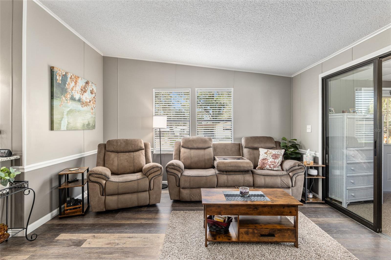 LADY LAKE ORANGE BLOSSOM GARDENS UNIT 09 - Residential