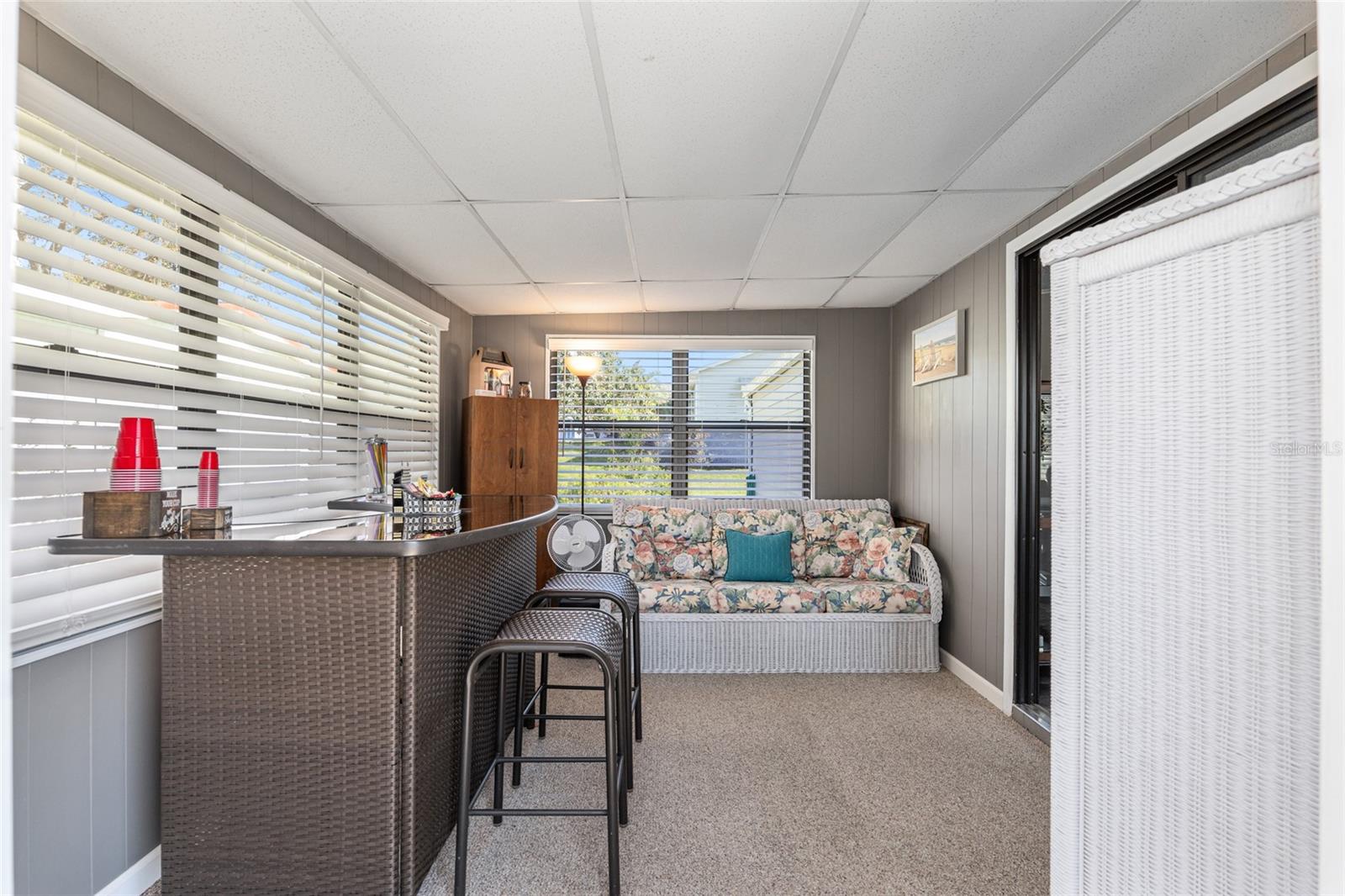 LADY LAKE ORANGE BLOSSOM GARDENS UNIT 09 - Residential