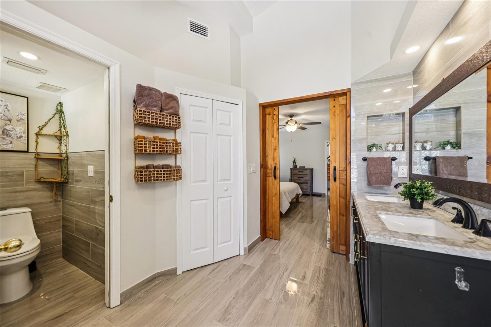 STONEYBROOK - Residential