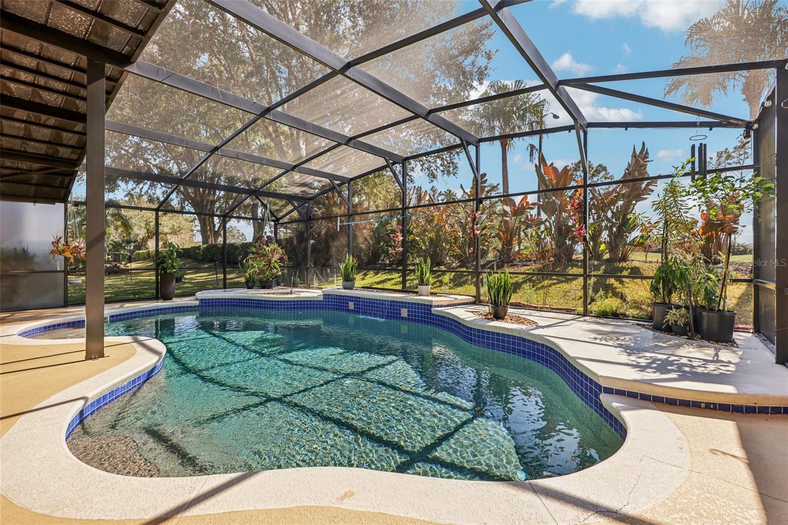 STONEYBROOK - Residential