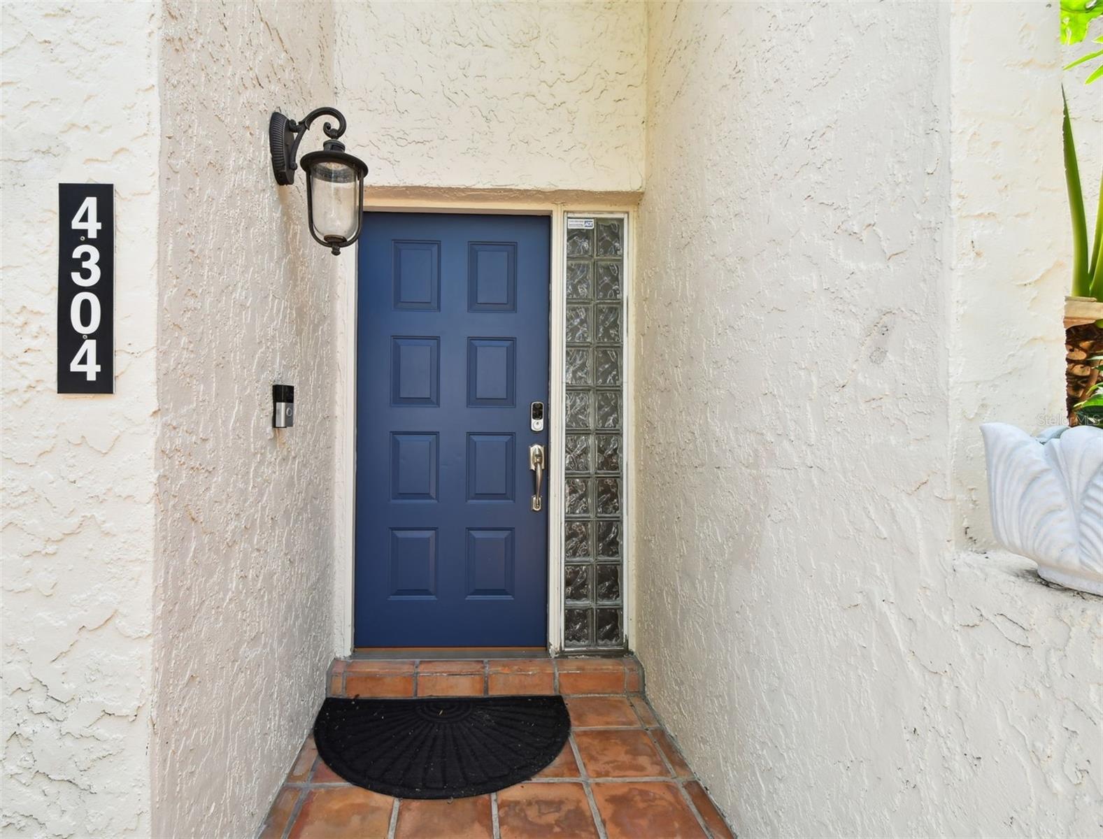 4304 HARBOR HOUSE DRIVE
