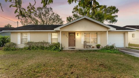 Photo of 1733 Sandalwood Circle SW, Winter Haven, FL 33880 (MLS # L4958444)