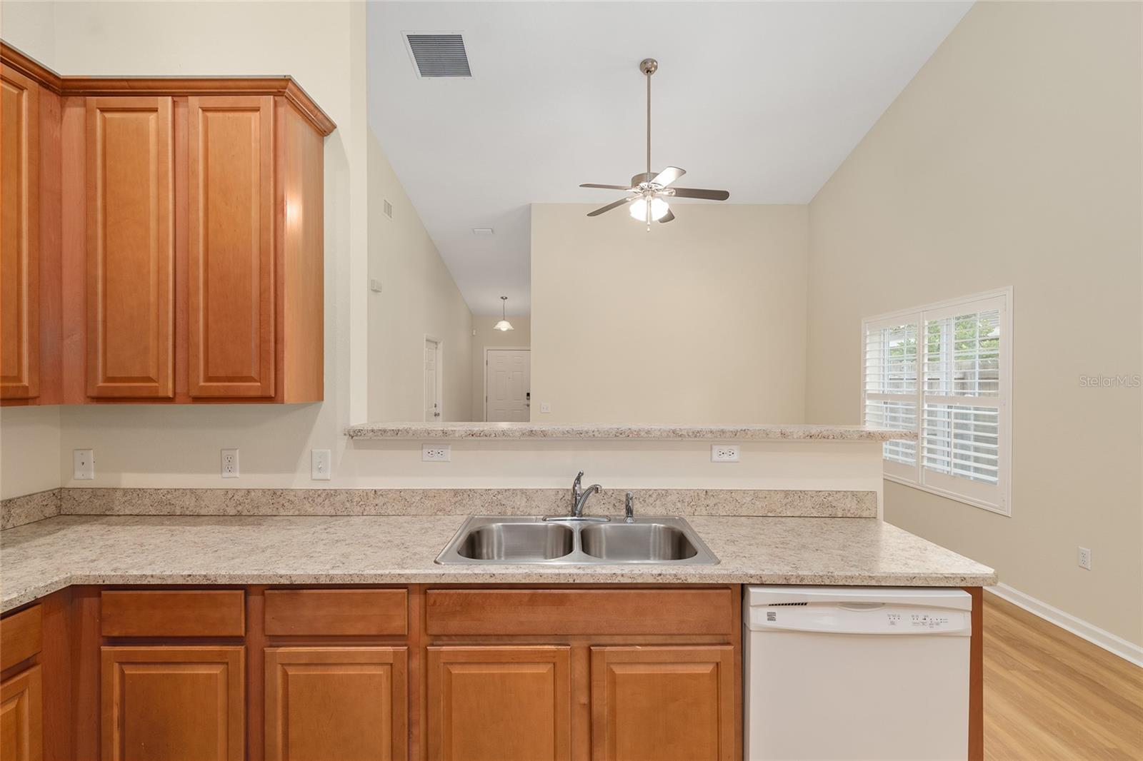 BUCK BAY REP - Residential