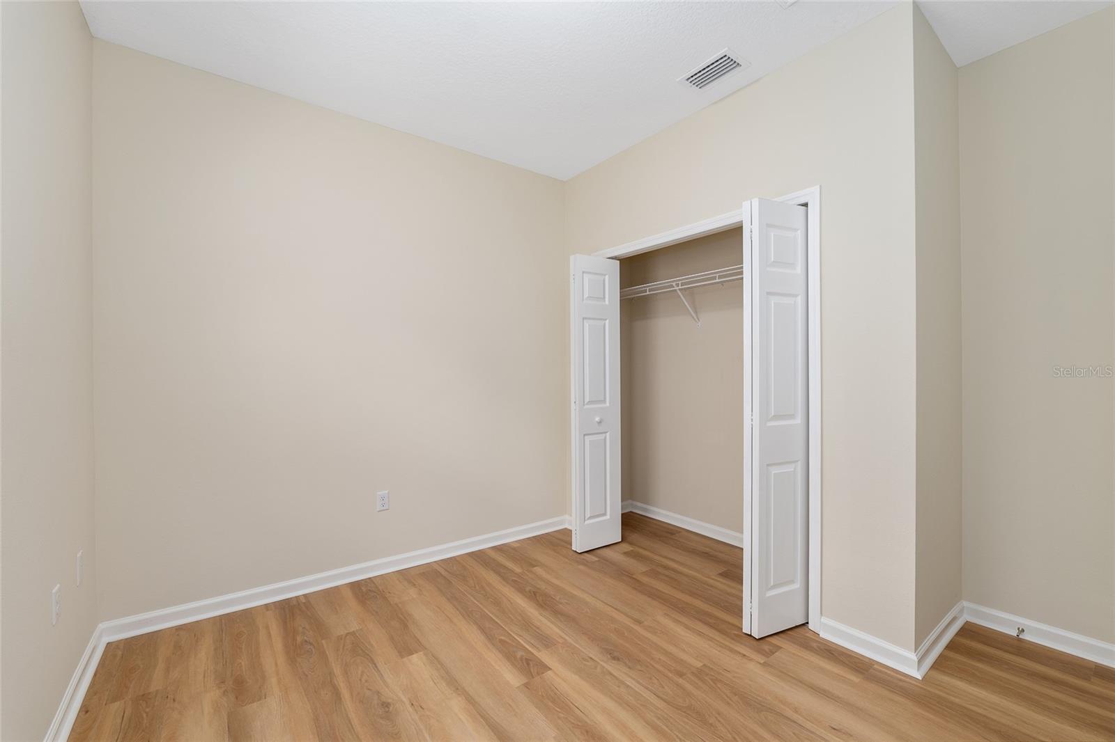 BUCK BAY REP - Residential