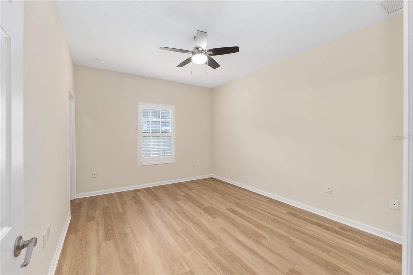 BUCK BAY REP - Residential