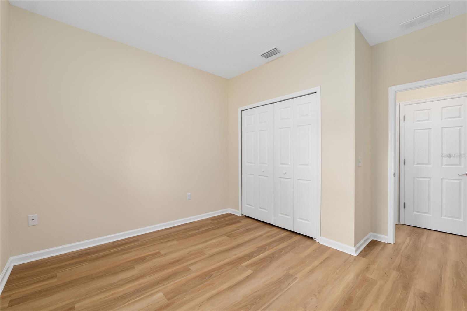 BUCK BAY REP - Residential