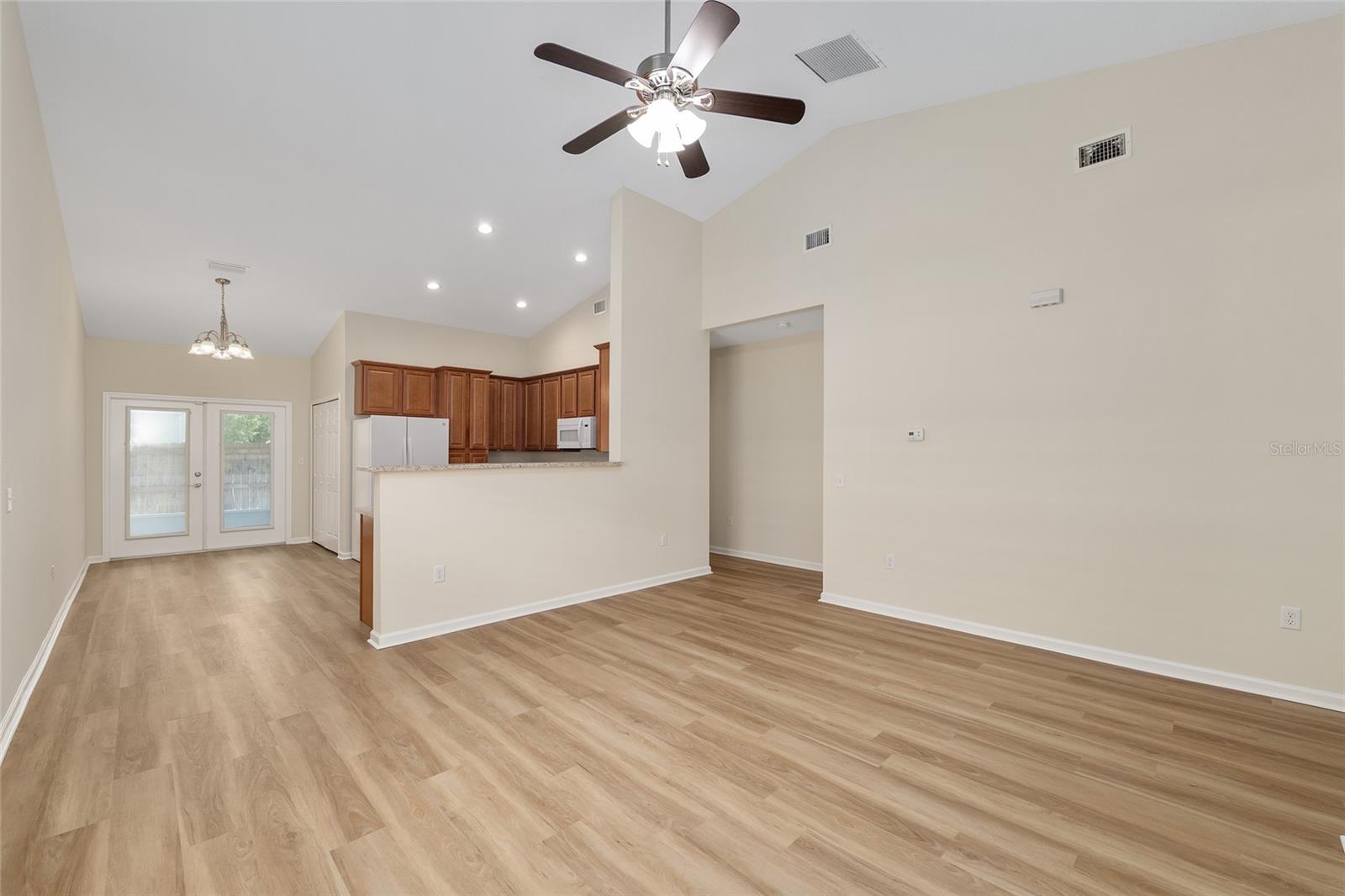 BUCK BAY REP - Residential