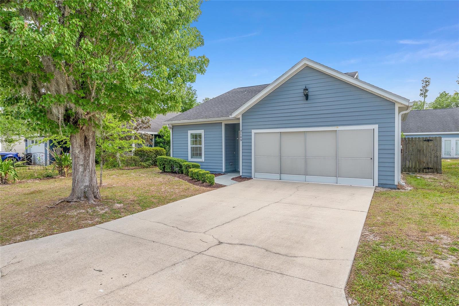 BUCK BAY REP - Residential