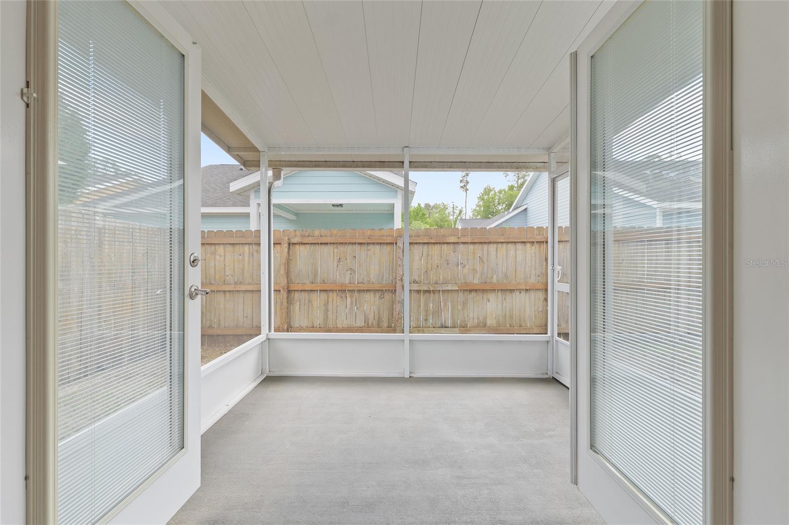 BUCK BAY REP - Residential