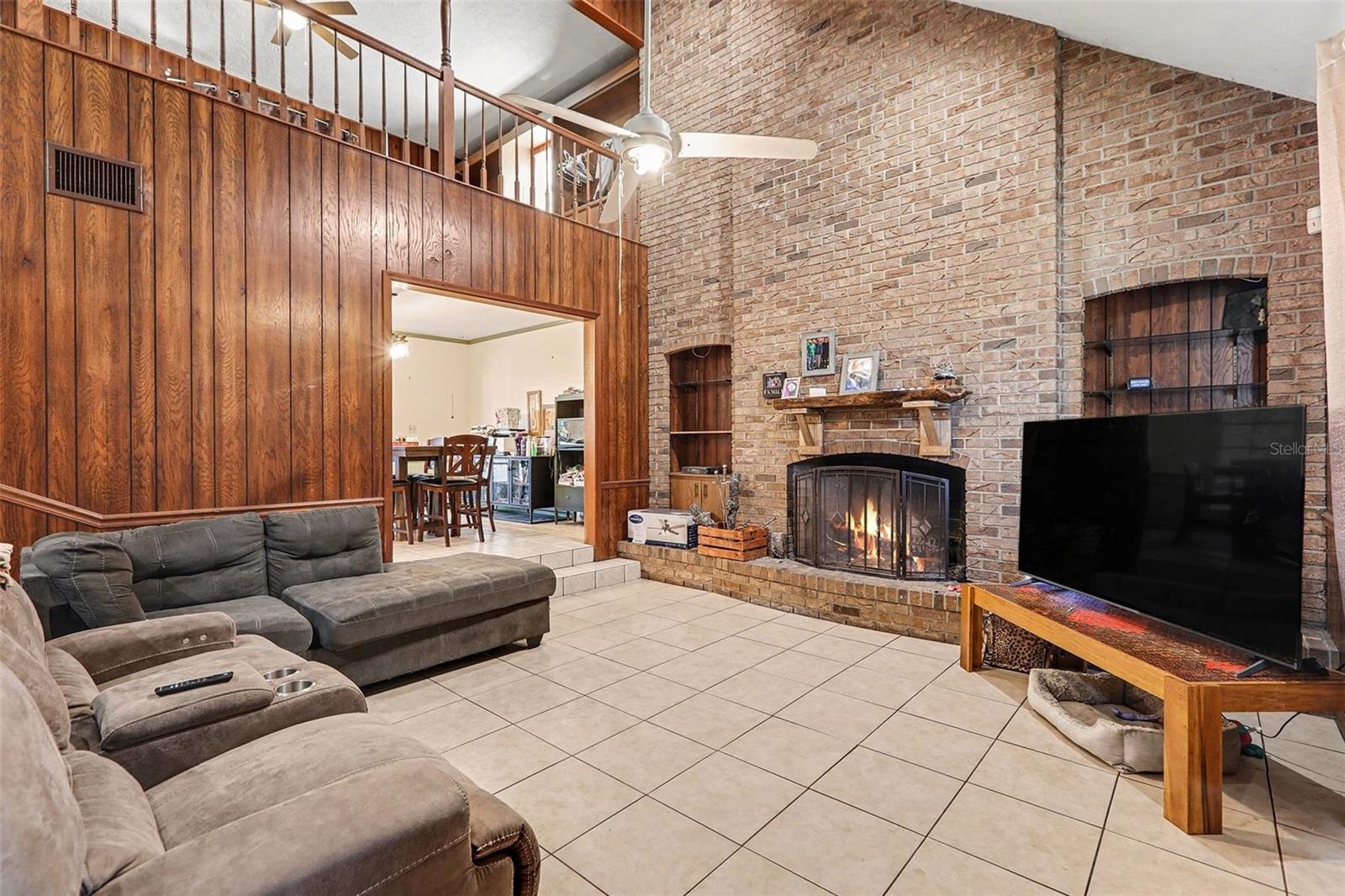 5223 17TH STREET COURT E