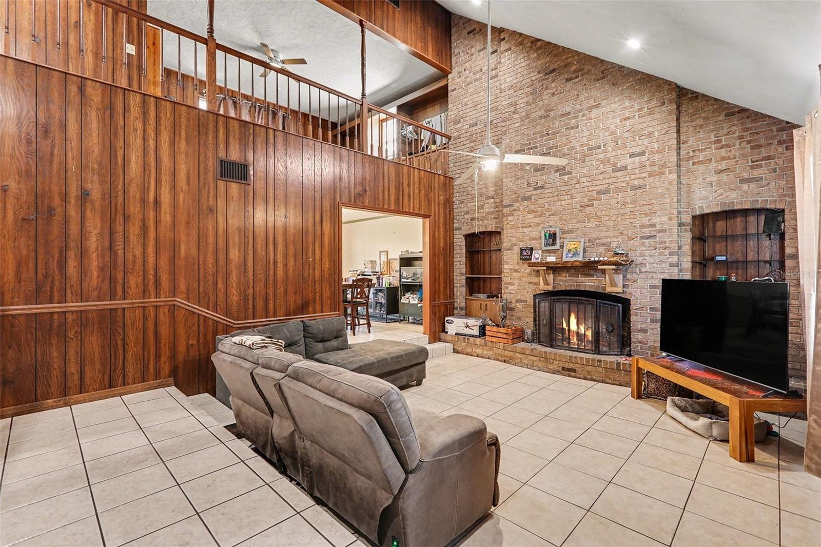 5223 17TH STREET COURT E