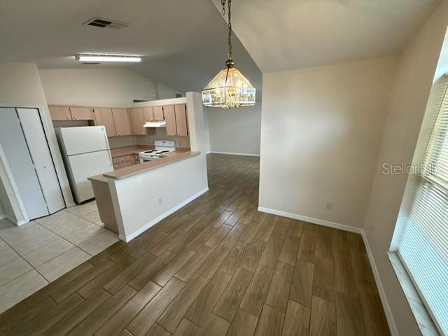 HARBOR TOWN - Residential Lease