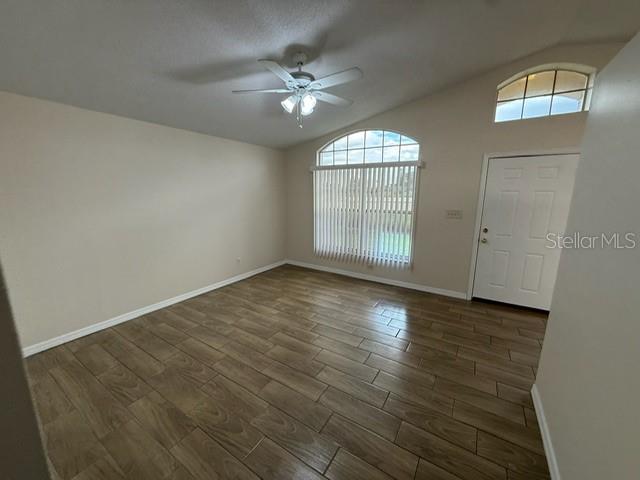 HARBOR TOWN - Residential Lease