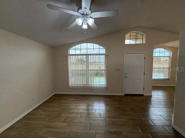 HARBOR TOWN - Residential Lease