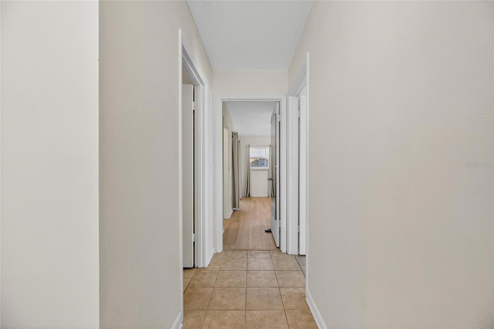 DEL WEBBS SUN CITY FLORIDA UN - Residential