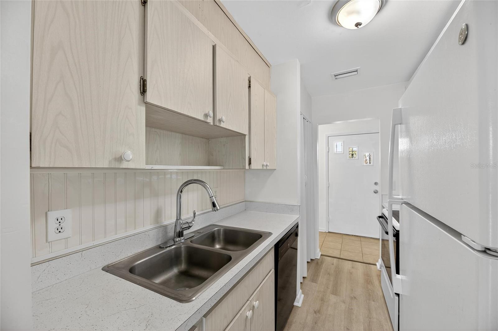 DEL WEBBS SUN CITY FLORIDA UN - Residential