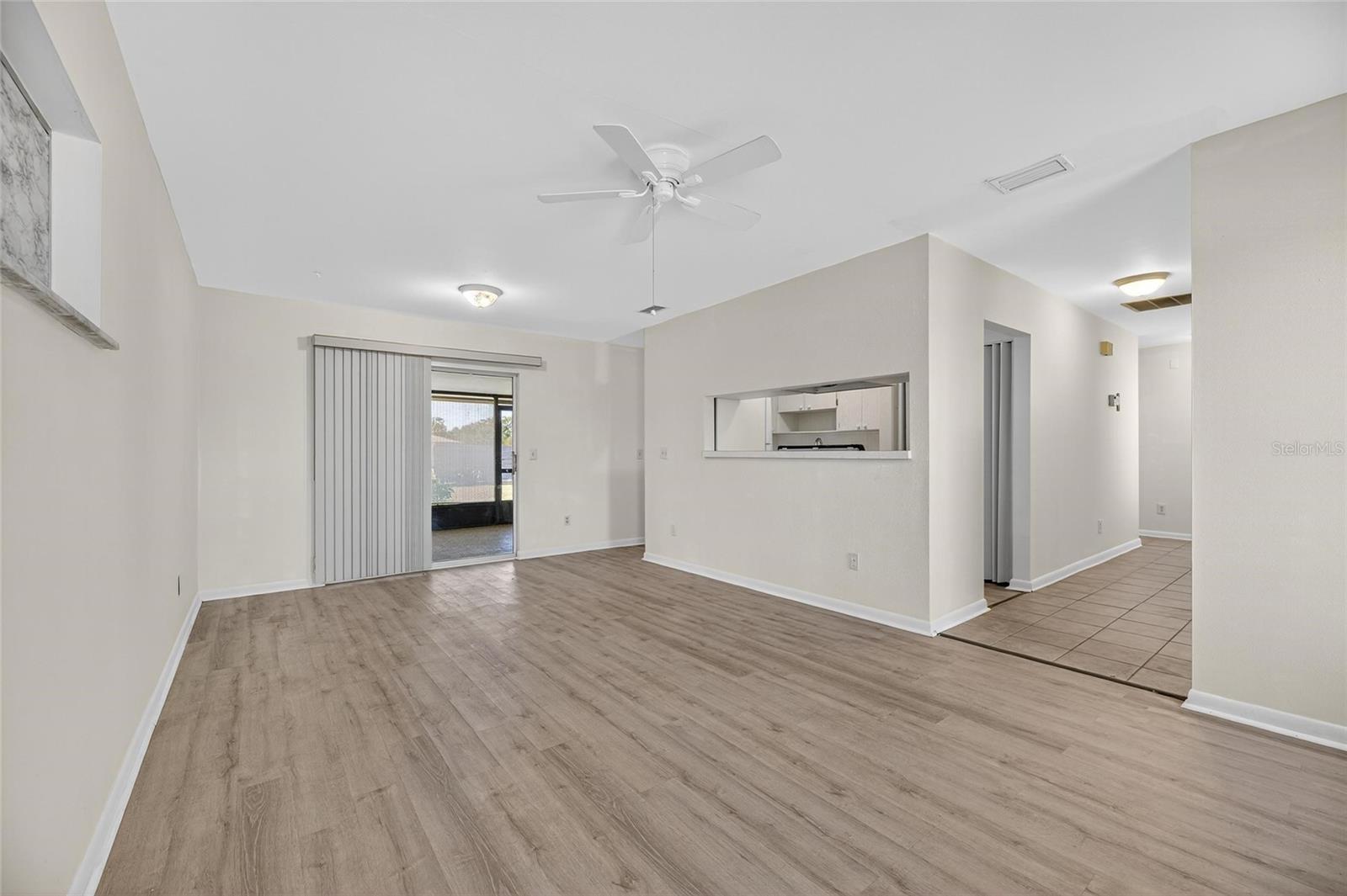 DEL WEBBS SUN CITY FLORIDA UN - Residential