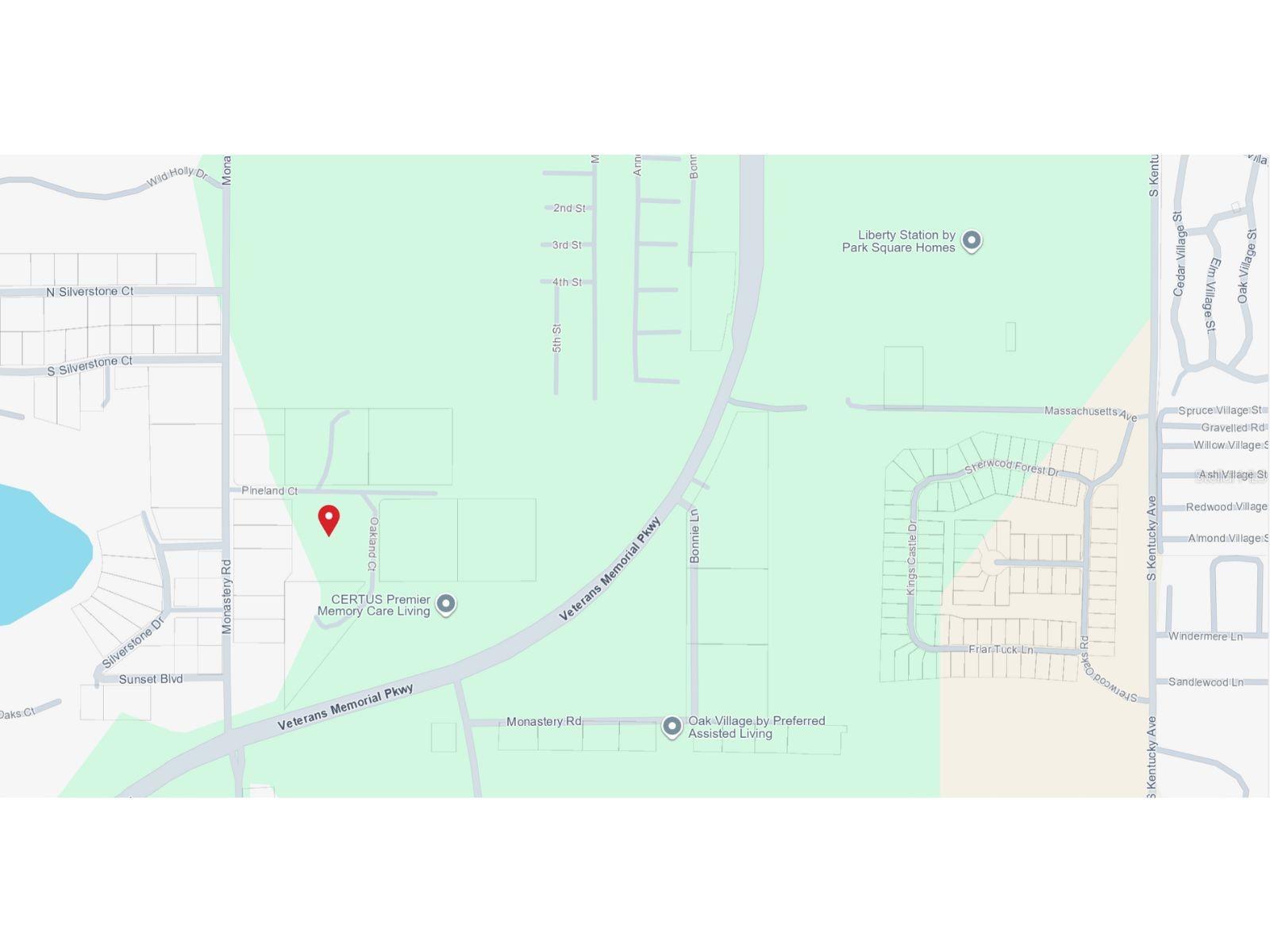 COUNTRY WOODS - Land