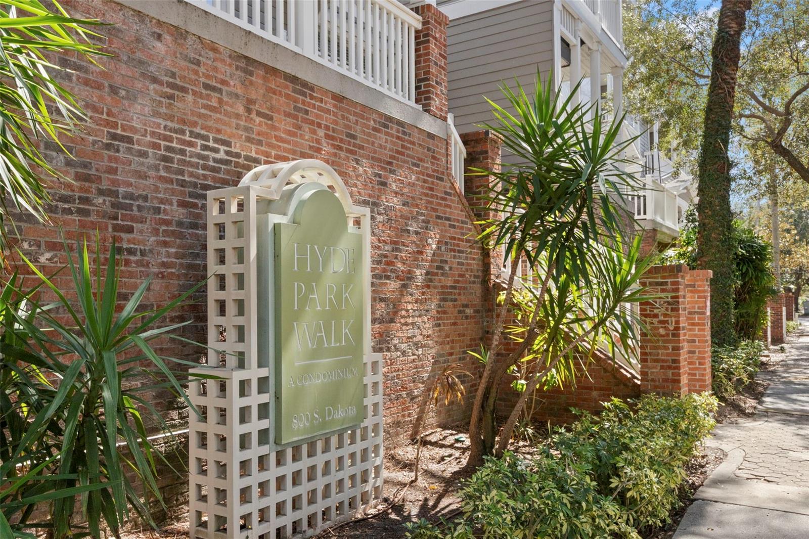 HYDE PARK WALK A CONDO - Residential