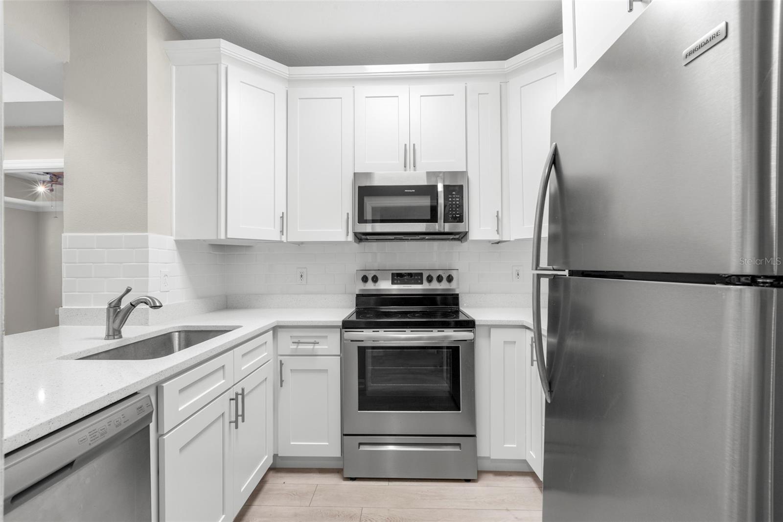 HYDE PARK WALK A CONDO - Residential