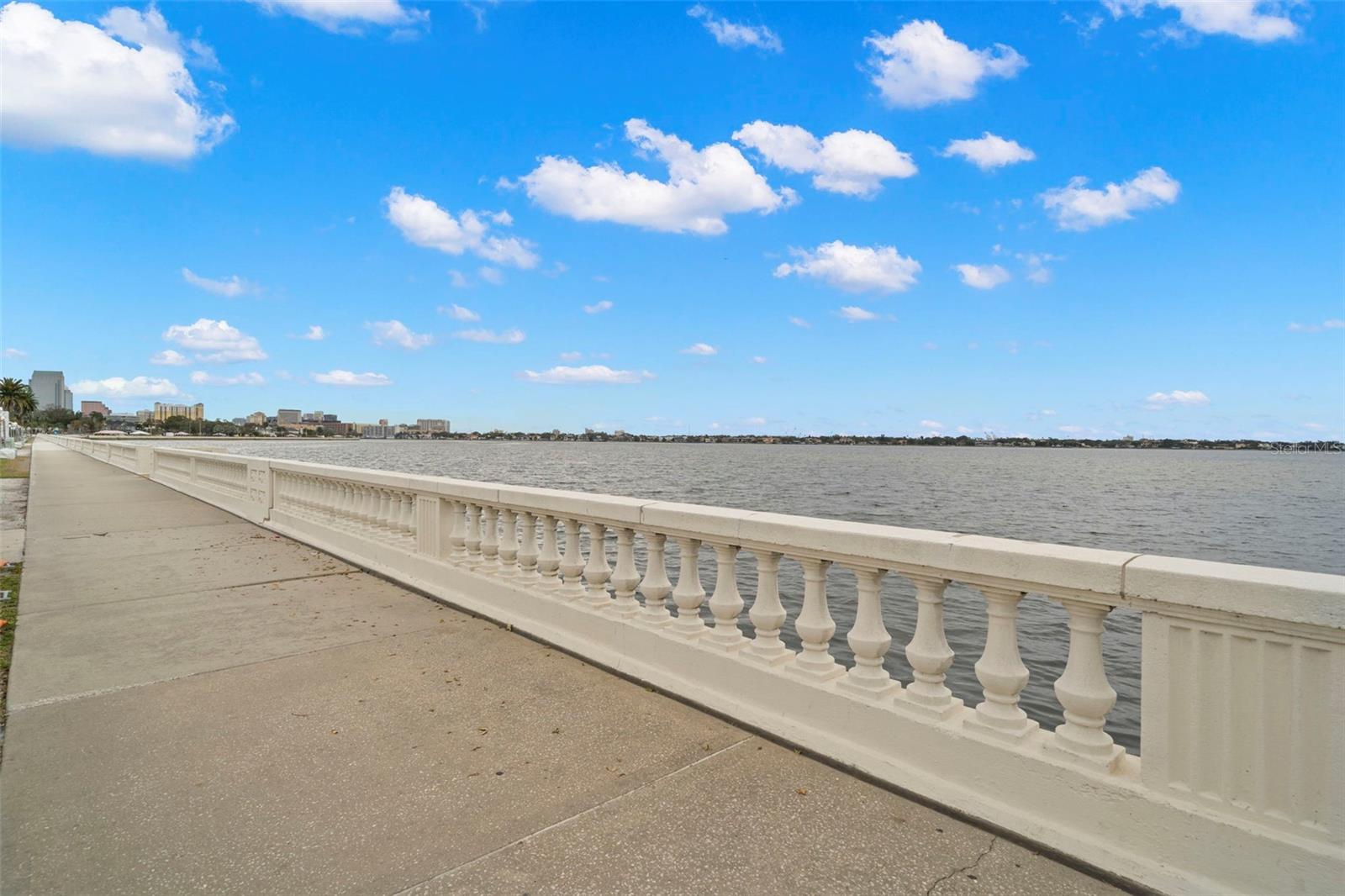 HYDE PARK WALK A CONDO - Residential