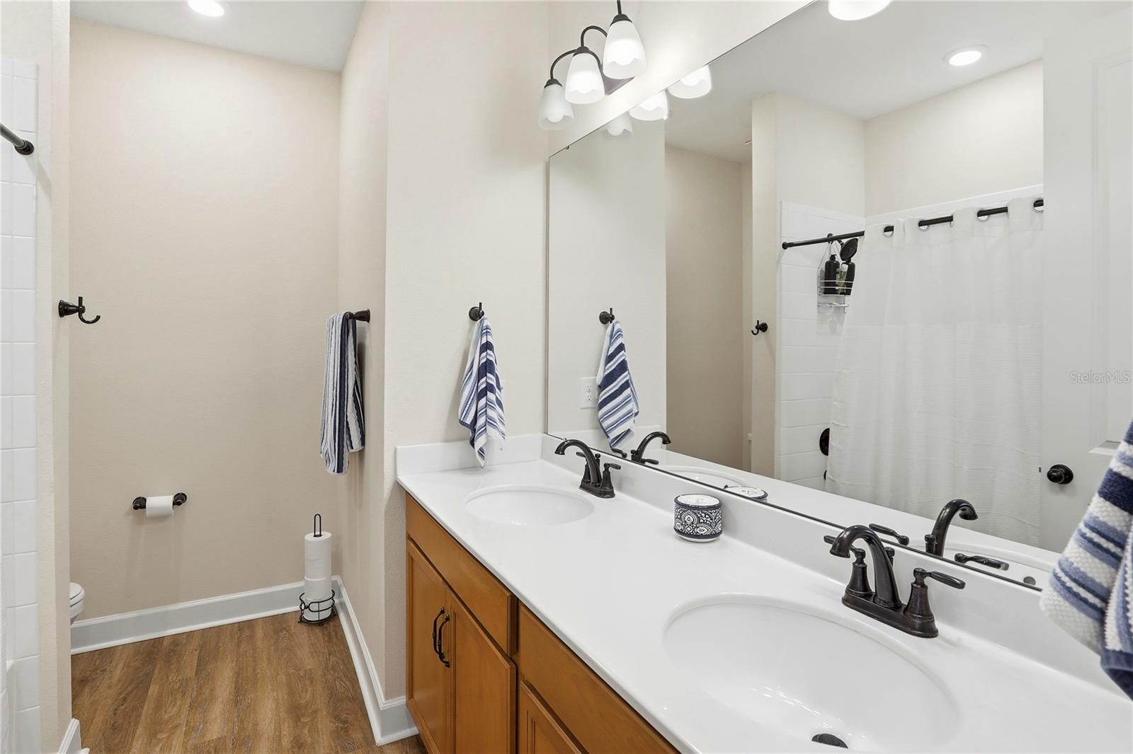 SPRING CREEK - Residential