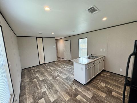 Tiny photo for 1115 NW 12th Lane, Lake Panasoffkee, FL 33538 (MLS # G5112251)